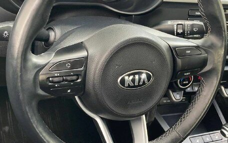 KIA Rio IV, 2019 год, 1 630 000 рублей, 7 фотография