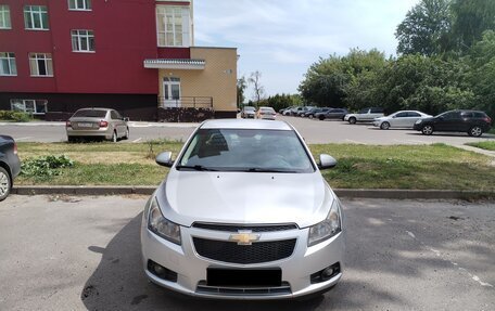 Chevrolet Cruze II, 2010 год, 650 000 рублей, 2 фотография