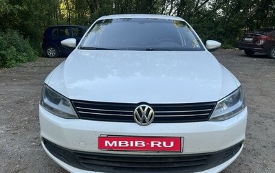 Volkswagen Jetta VI, 2013 год, 920 000 рублей, 1 фотография