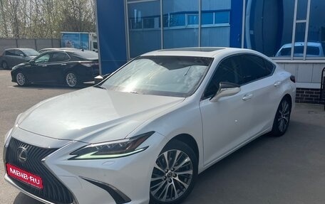 Lexus ES VII, 2019 год, 3 990 000 рублей, 1 фотография