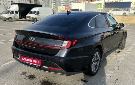 Hyundai Sonata VIII, 2022 год, 2 900 000 рублей, 3 фотография