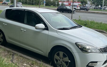 KIA cee'd I рестайлинг, 2011 год, 830 000 рублей, 2 фотография