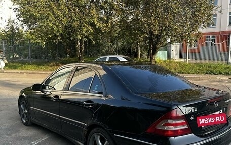 Mercedes-Benz C-Класс, 2004 год, 590 000 рублей, 7 фотография