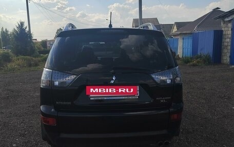 Mitsubishi Outlander III рестайлинг 3, 2007 год, 1 320 000 рублей, 4 фотография