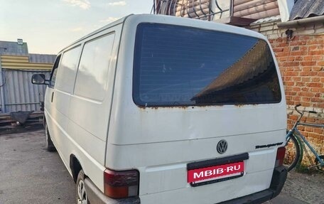 Volkswagen Transporter T4, 1995 год, 430 000 рублей, 3 фотография