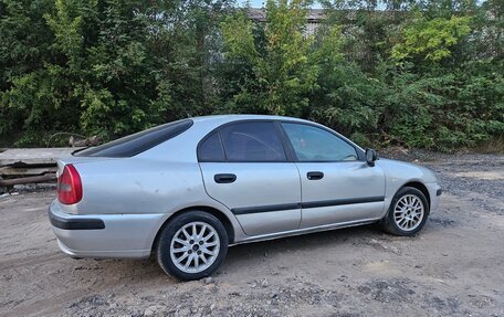 Mitsubishi Carisma I, 2001 год, 240 000 рублей, 2 фотография