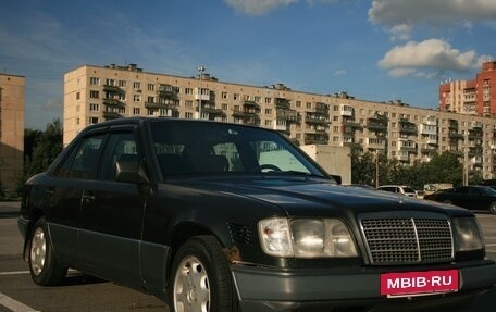 Mercedes-Benz E-Класс, 1994 год, 700 000 рублей, 3 фотография