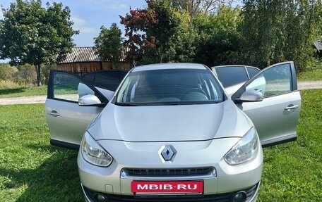 Renault Fluence I, 2012 год, 760 000 рублей, 2 фотография