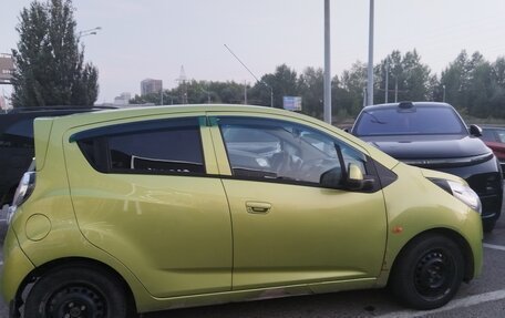 Chevrolet Spark III, 2011 год, 530 000 рублей, 2 фотография