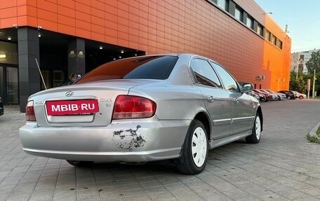 Hyundai Sonata IV рестайлинг, 2005 год, 400 000 рублей, 4 фотография