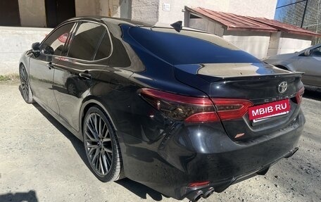 Toyota Camry, 2019 год, 3 600 000 рублей, 9 фотография