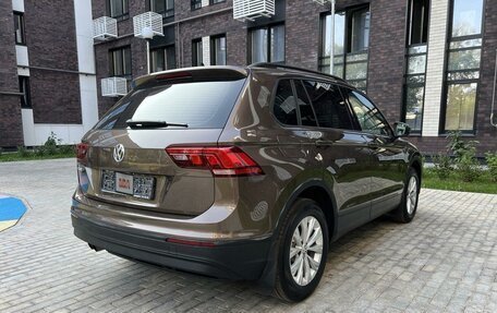 Volkswagen Tiguan II, 2018 год, 2 549 000 рублей, 6 фотография