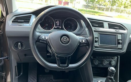 Volkswagen Tiguan II, 2018 год, 2 549 000 рублей, 13 фотография