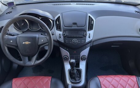 Chevrolet Cruze II, 2012 год, 800 000 рублей, 10 фотография