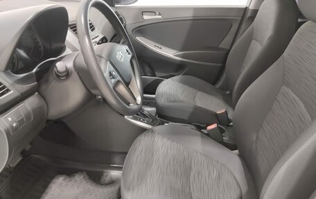 Hyundai Solaris II рестайлинг, 2015 год, 1 166 000 рублей, 10 фотография