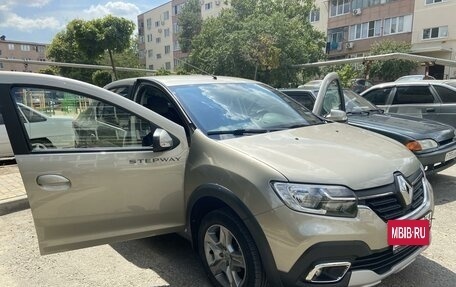 Renault Logan II, 2021 год, 1 470 000 рублей, 10 фотография