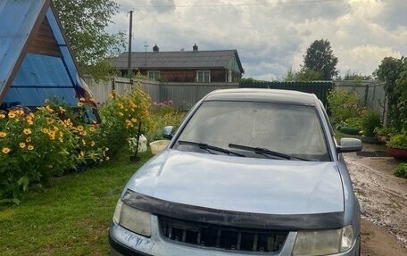 Volkswagen Passat B5+ рестайлинг, 1997 год, 230 000 рублей, 1 фотография