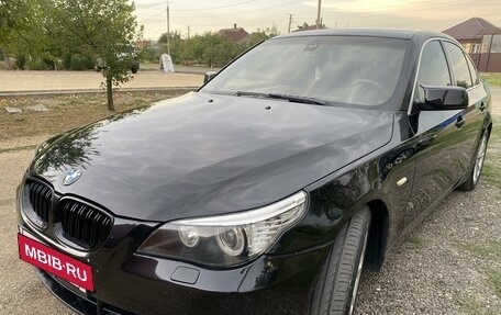 BMW 5 серия, 2005 год, 1 040 000 рублей, 13 фотография