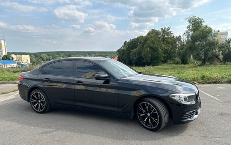 BMW 5 серия, 2019 год, 3 180 000 рублей, 2 фотография