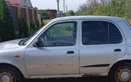 Nissan Micra II, 2001 год, 250 000 рублей, 2 фотография