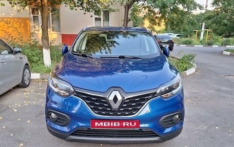 Renault Kadjar I рестайлинг, 2020 год, 1 830 000 рублей, 1 фотография