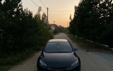 Opel Astra J, 2012 год, 780 000 рублей, 1 фотография