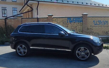 Volkswagen Touareg III, 2013 год, 3 090 000 рублей, 4 фотография