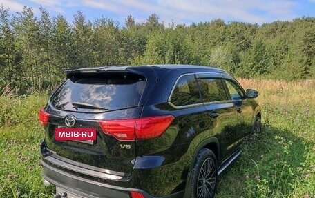 Toyota Highlander III, 2014 год, 2 980 000 рублей, 4 фотография