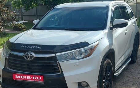 Toyota Highlander III, 2014 год, 3 250 000 рублей, 3 фотография