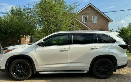 Toyota Highlander III, 2014 год, 3 250 000 рублей, 9 фотография