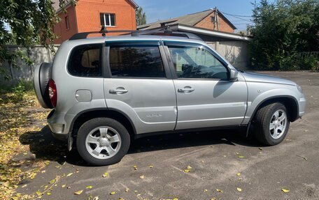 Chevrolet Niva I рестайлинг, 2012 год, 565 000 рублей, 2 фотография