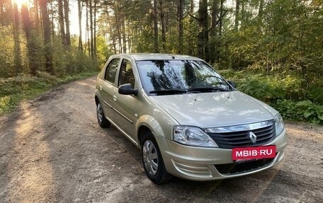 Renault Logan I, 2013 год, 485 000 рублей, 2 фотография