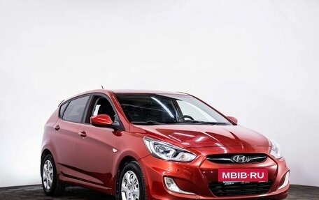 Hyundai Solaris II рестайлинг, 2012 год, 710 000 рублей, 3 фотография