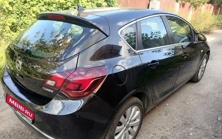 Opel Astra J, 2014 год, 1 050 000 рублей, 8 фотография