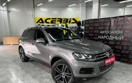 Volkswagen Touareg III, 2011 год, 1 999 000 рублей, 1 фотография