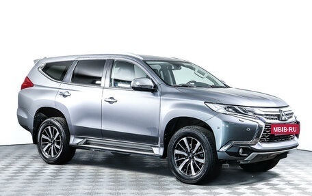 Mitsubishi Pajero Sport III рестайлинг, 2017 год, 3 250 000 рублей, 3 фотография