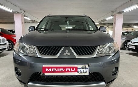 Mitsubishi Outlander III рестайлинг 3, 2007 год, 1 395 000 рублей, 2 фотография