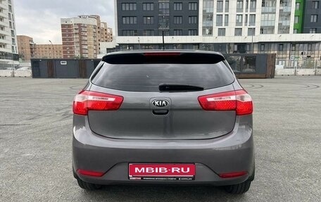 KIA Rio III рестайлинг, 2013 год, 785 000 рублей, 5 фотография