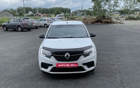 Renault Logan II, 2019 год, 880 000 рублей, 1 фотография