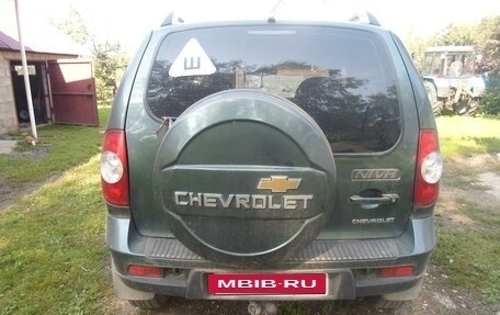 Chevrolet Niva I рестайлинг, 2010 год, 450 000 рублей, 3 фотография