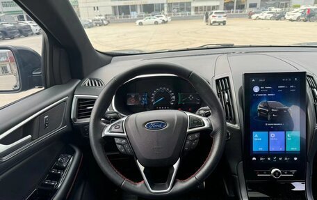 Ford Edge II рестайлинг, 2020 год, 2 500 000 рублей, 13 фотография