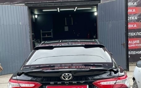 Toyota Camry, 2019 год, 3 550 000 рублей, 4 фотография