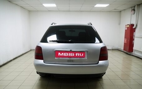 Audi A4, 2000 год, 310 000 рублей, 5 фотография