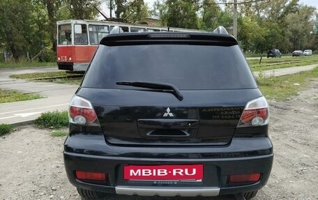 Mitsubishi Outlander III рестайлинг 3, 2006 год, 780 000 рублей, 4 фотография