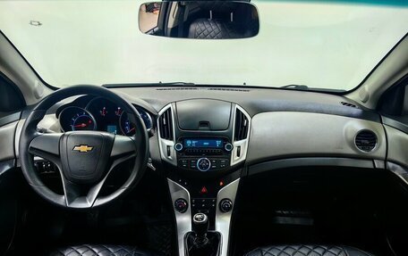 Chevrolet Cruze II, 2013 год, 680 000 рублей, 13 фотография