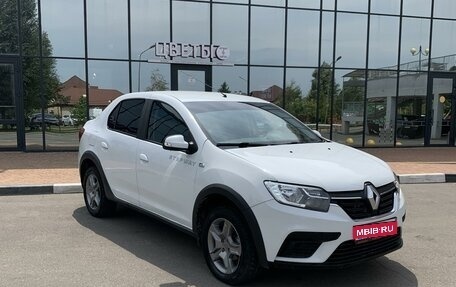 Renault Logan II, 2020 год, 868 000 рублей, 1 фотография