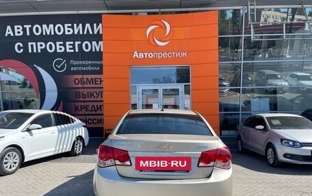 Chevrolet Cruze II, 2010 год, 750 000 рублей, 6 фотография