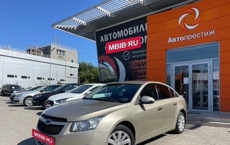 Chevrolet Cruze II, 2010 год, 750 000 рублей, 3 фотография