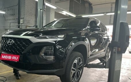 Hyundai Santa Fe IV, 2018 год, 3 450 000 рублей, 3 фотография