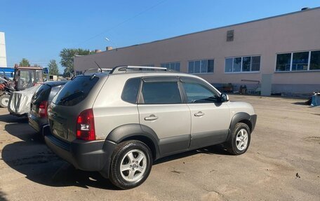 Hyundai Tucson III, 2008 год, 1 050 000 рублей, 3 фотография